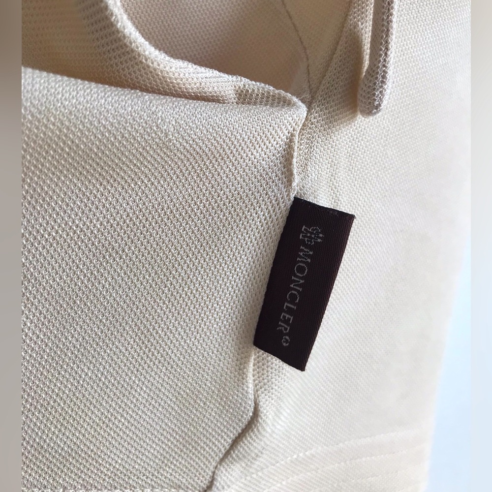Moncler Cream Sleeveless Hoodie - Picture 4 of 9